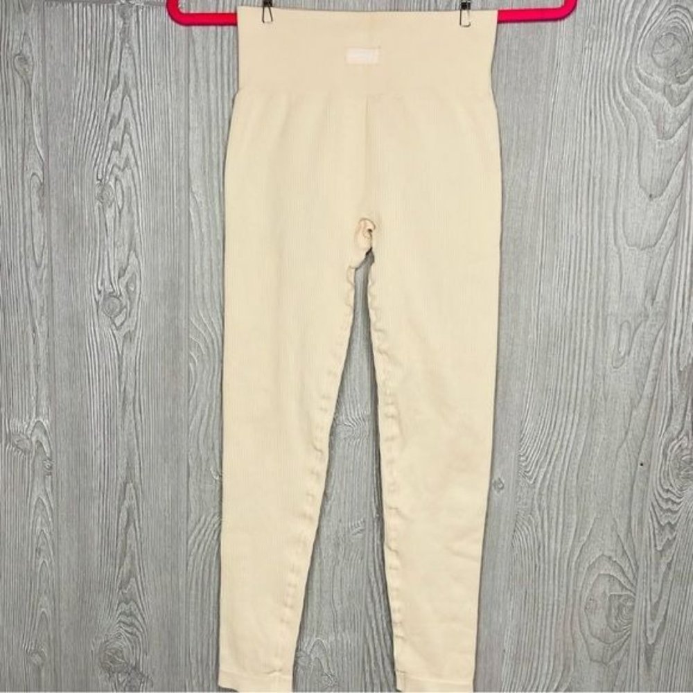 Bo+tee cropped leggings tan color bootie shaping style work out leggings pants S